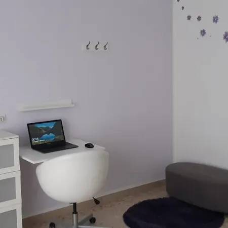 לינה וארוחת בוקר River